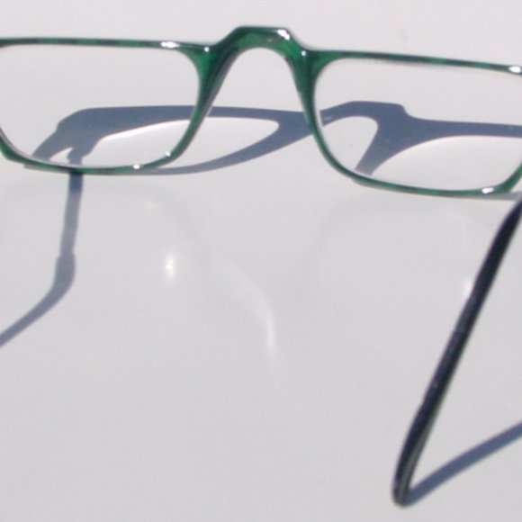 (NWT) Vintage 90's Carbon Fiber Rectangle Reader (S. Green) - Picture 3 of 4